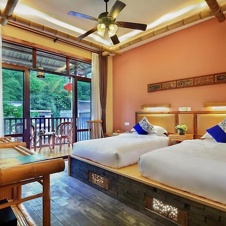 Yangshuo Mountain Nest Boutique Hotel מראה חיצוני תמונה