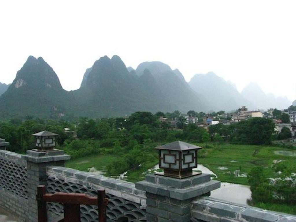Yangshuo Mountain Nest Boutique Hotel מראה חיצוני תמונה