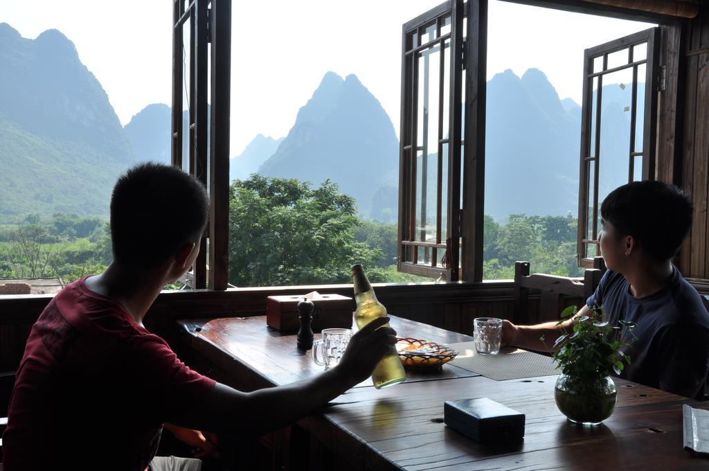 Yangshuo Mountain Nest Boutique Hotel מראה חיצוני תמונה