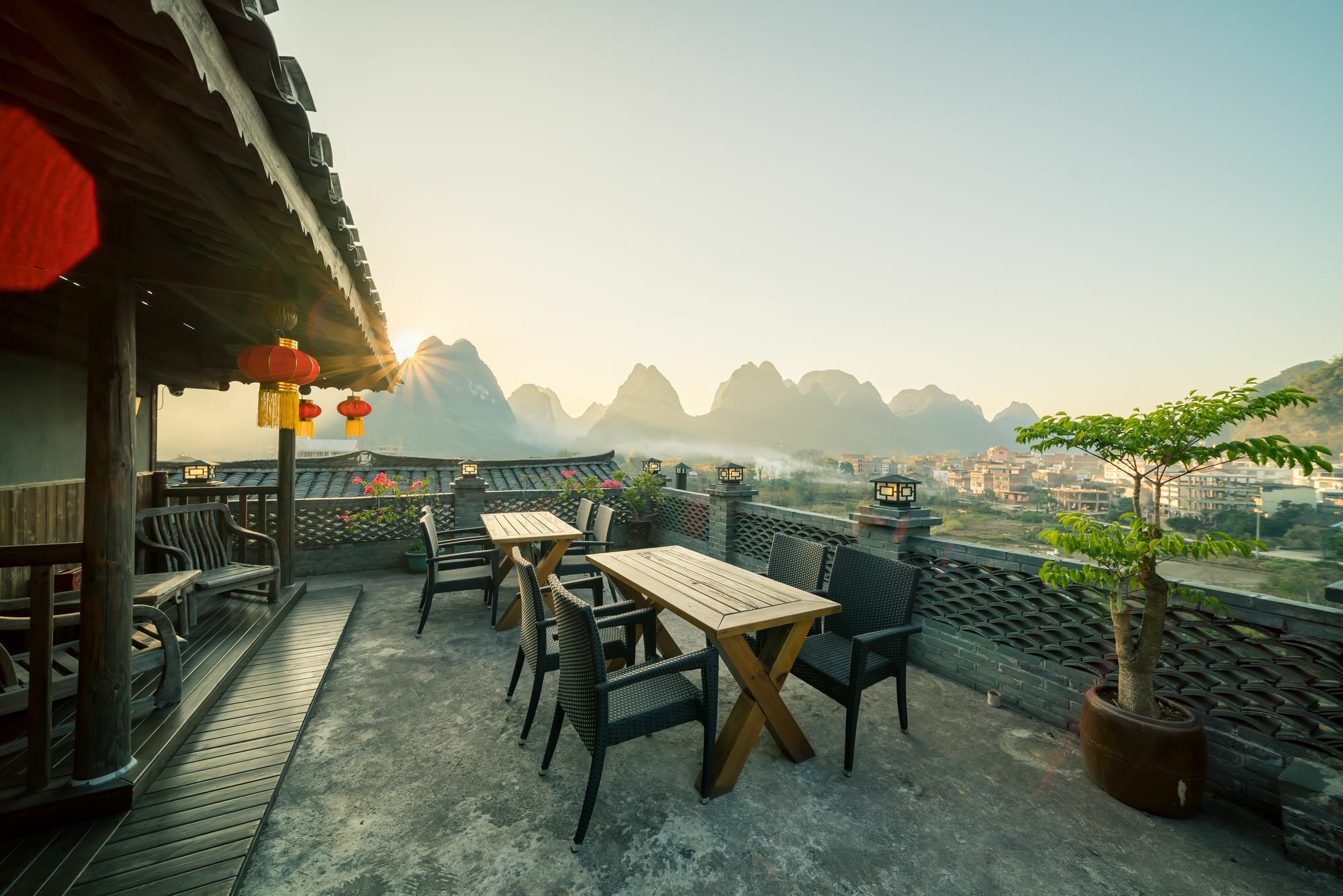 Yangshuo Mountain Nest Boutique Hotel מראה חיצוני תמונה