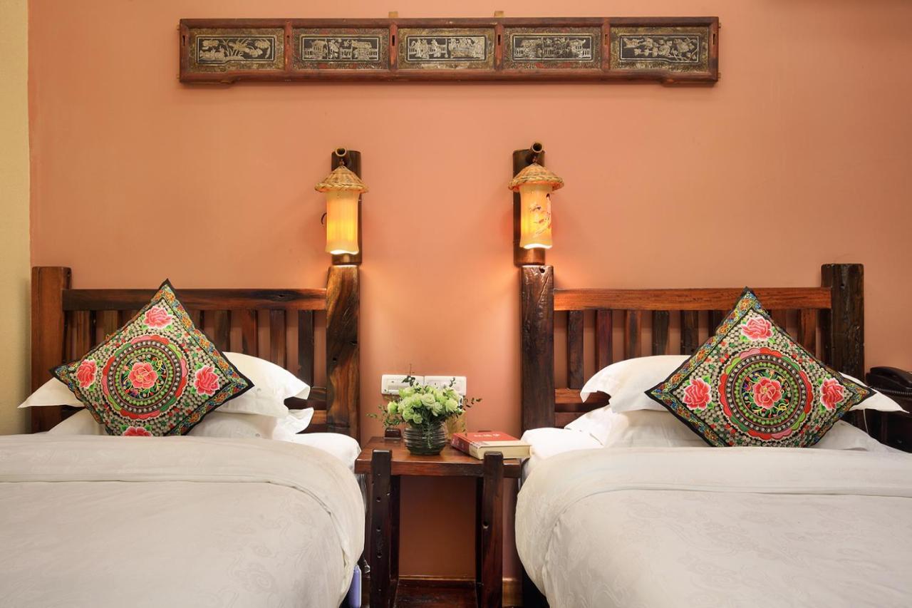 Yangshuo Mountain Nest Boutique Hotel מראה חיצוני תמונה