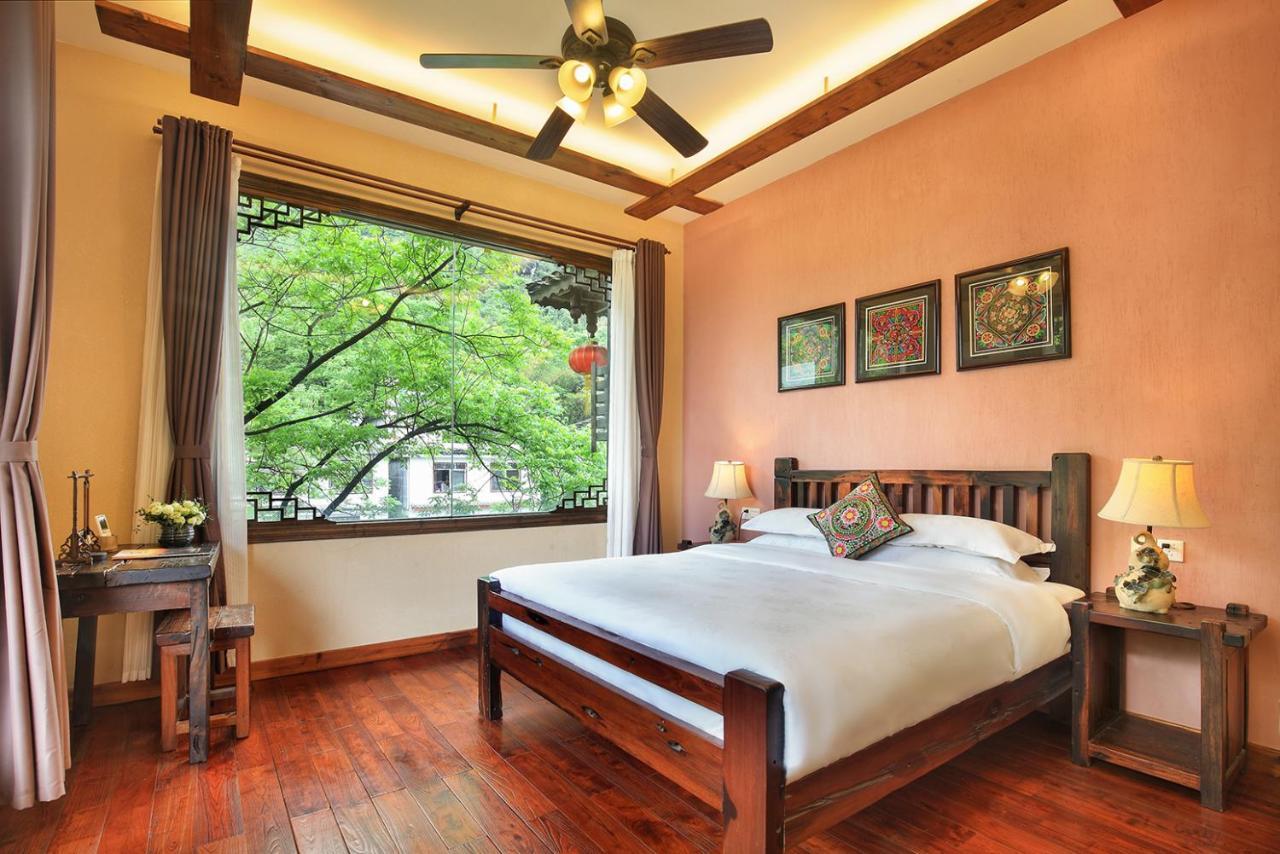 Yangshuo Mountain Nest Boutique Hotel מראה חיצוני תמונה