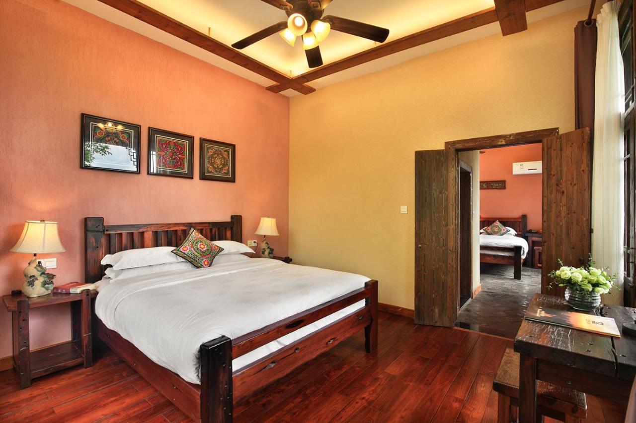 Yangshuo Mountain Nest Boutique Hotel מראה חיצוני תמונה